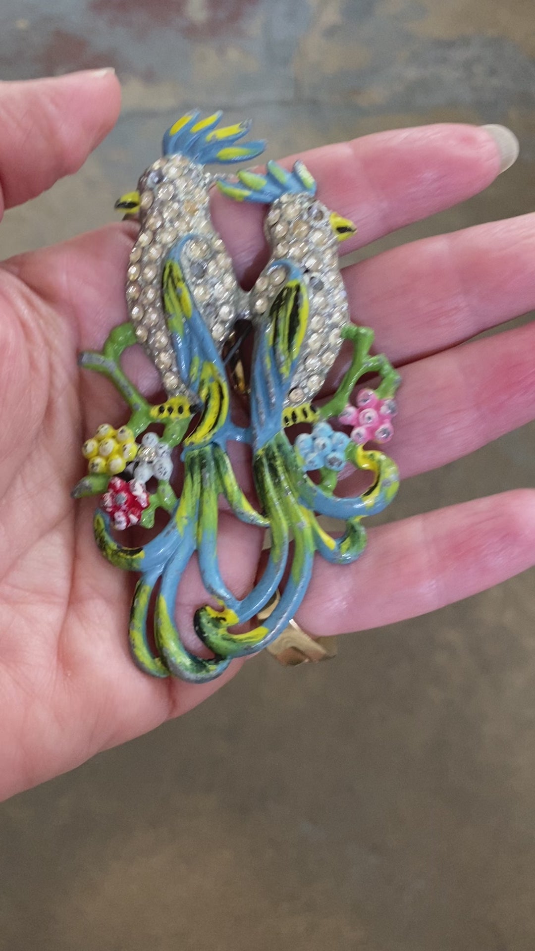 1941 Gene Verrecchio Coro Calopsitta Cockatoo Brooch – The