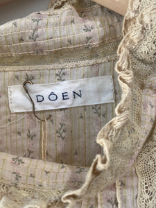 Doen Beige Floral Top