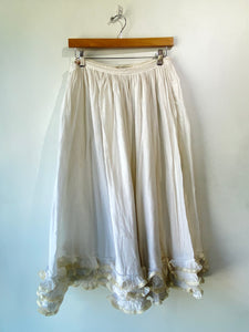 Vintage Bureaux White Ruffle Skirt