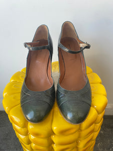 Marc Jacobs Green Mary Jane Heels