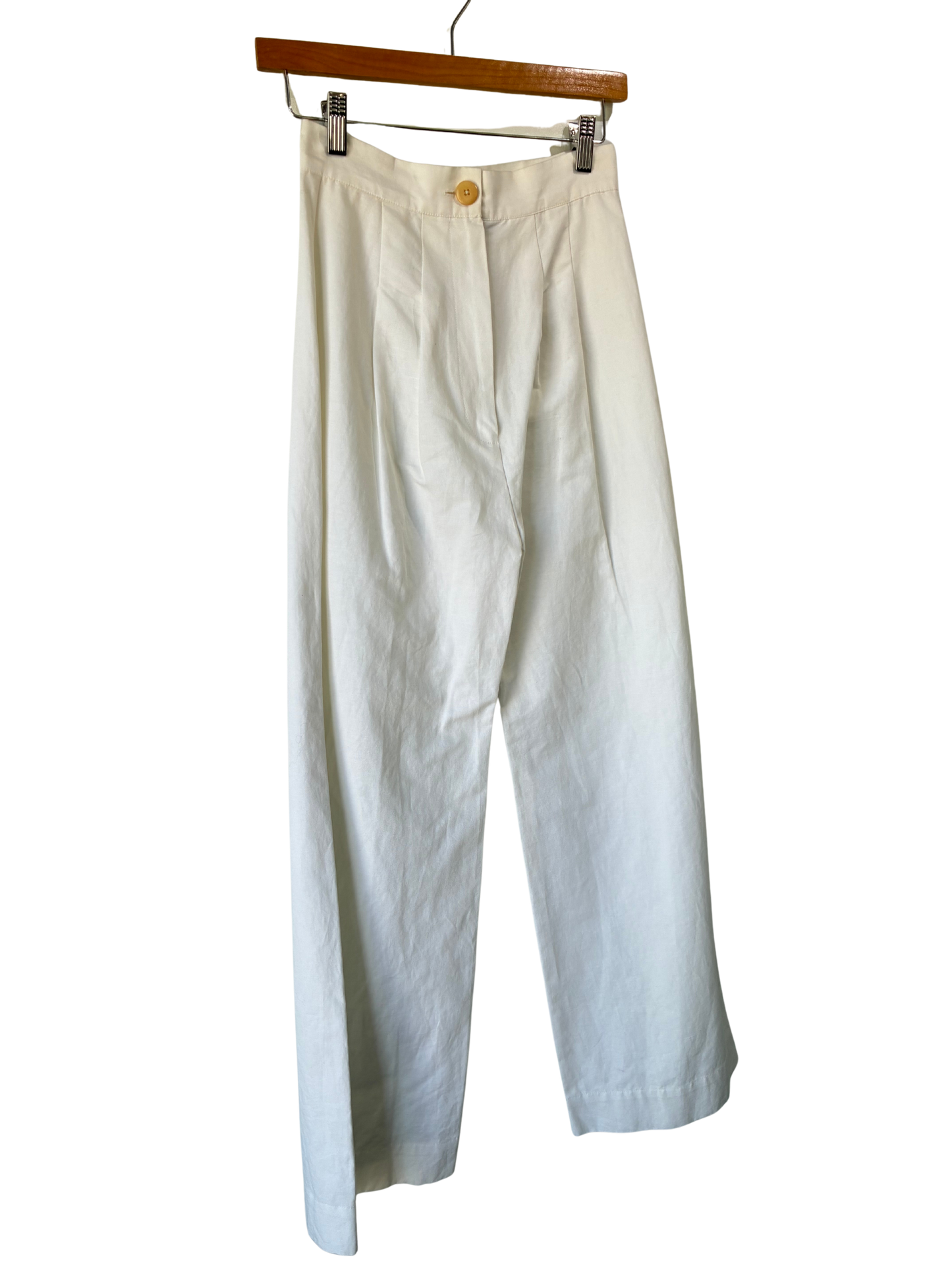 Ilana Kohn White Pants - The Curatorial Dept.
