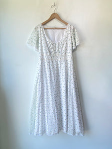 Tayma Martins White Floral Prairie Dress