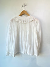 Doen White Lace Detail Blouse