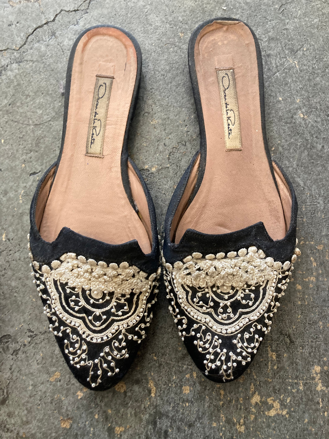 Vintage Oscar de la Renta Black & White Beaded Slides 6