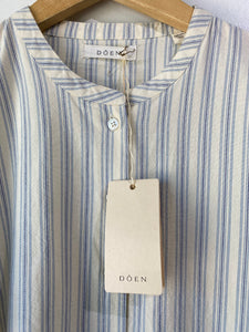 Doen White & Blue Striped Blouse