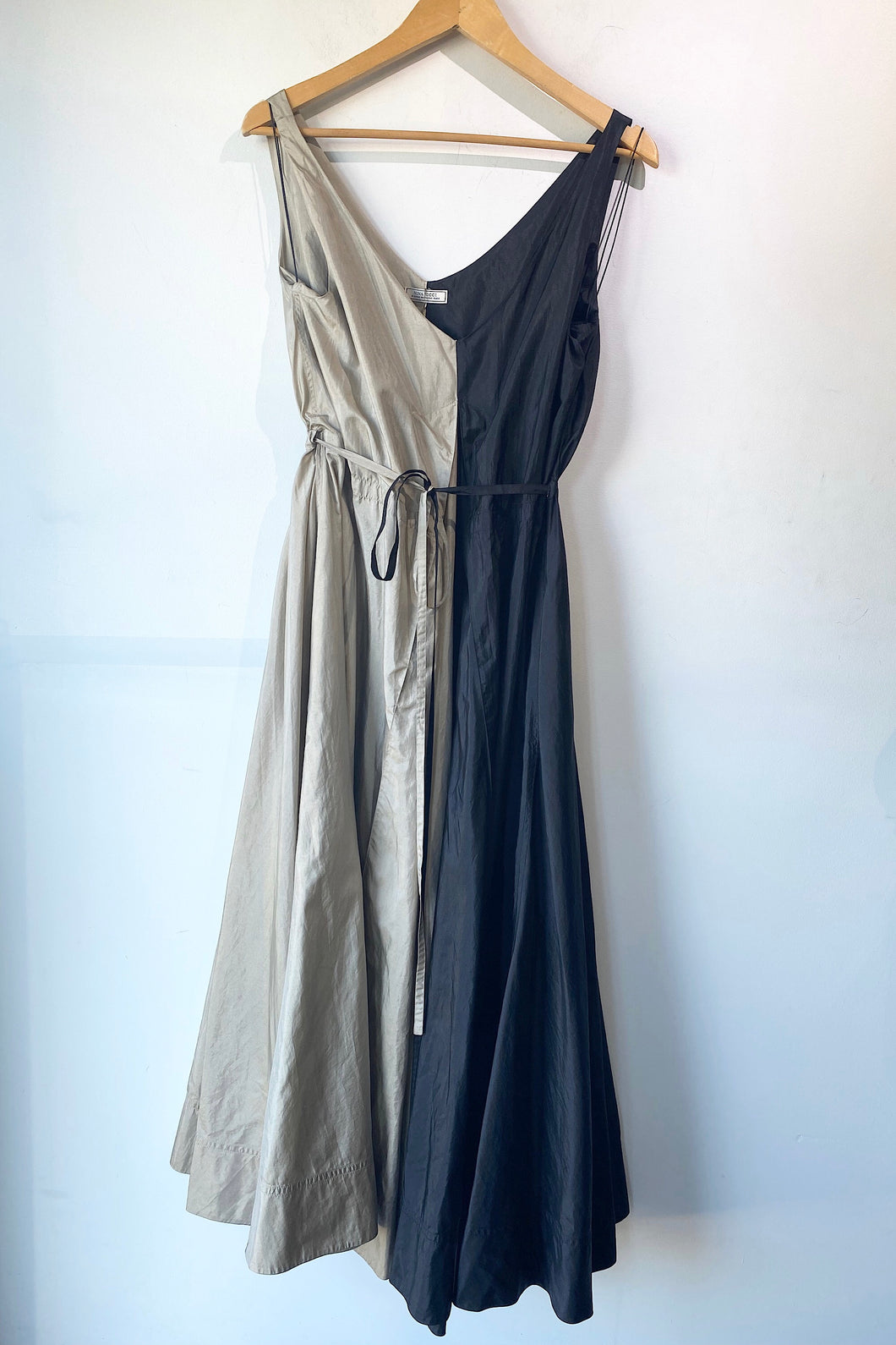 NWT Nina Ricci Black Taupe Blocked Silk Gown