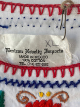 Vintage Mexican Novelty Imports Embroidered Top