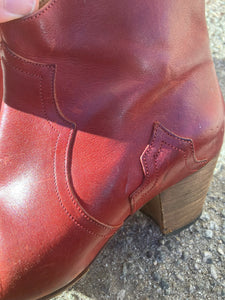 Isabel Marant Dicker Boots in Oxblood - 37