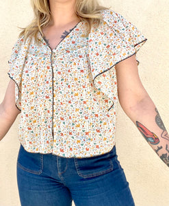The Great Whipstitched Floral Flutter Top