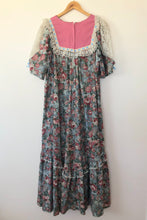 Vintage Sun Babes Printed Dress