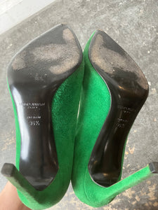 Yves Saint Laurent Kelly Green Suede Pumps 6.5