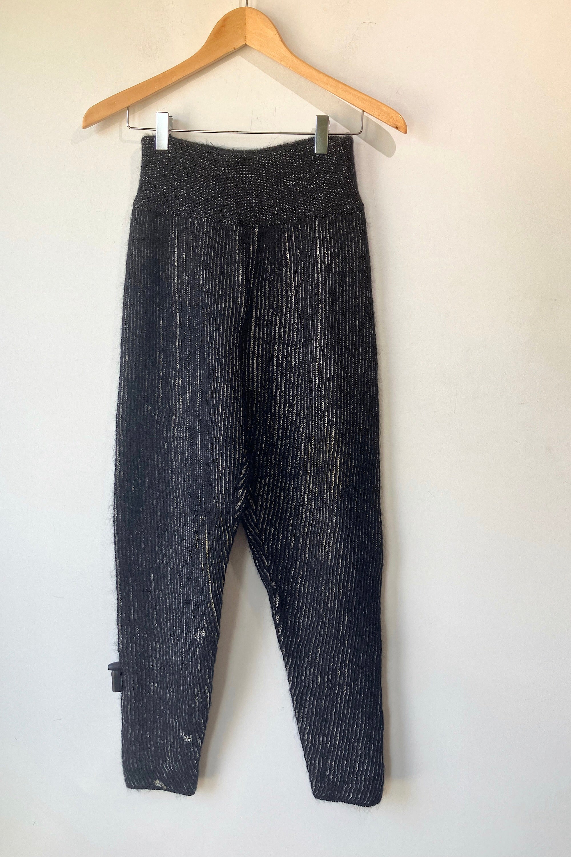 ビンテージ Issey Miyake ニット ショ―トパンツ Vintage Issey Miyake Black White Knit Pants Set