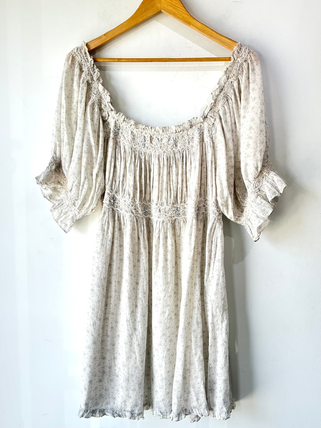 Doen Embroidered Floral Mini Dress