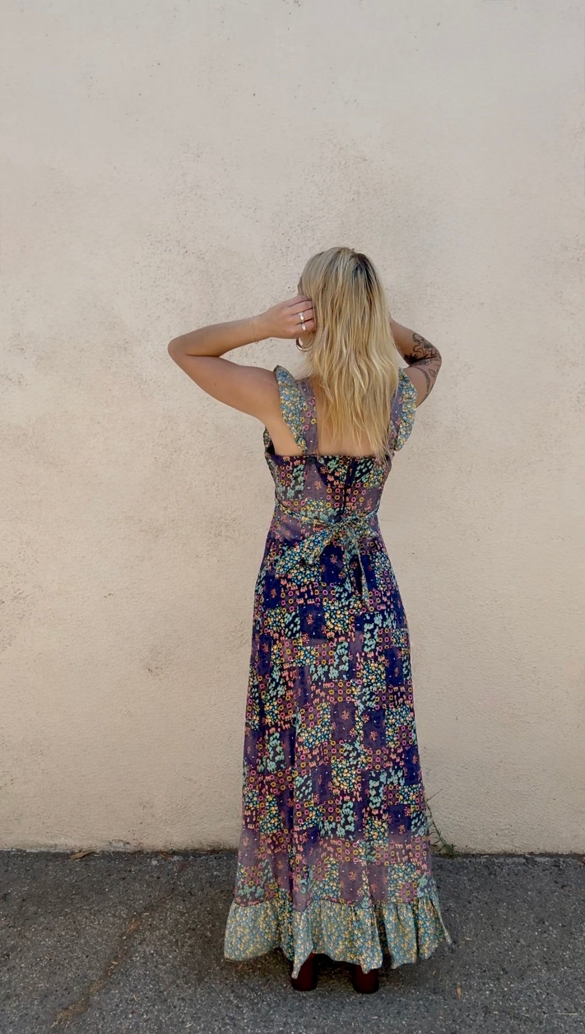 vintage prairie dress Vintage Navy Floral Sleeveless Prairie Dress
