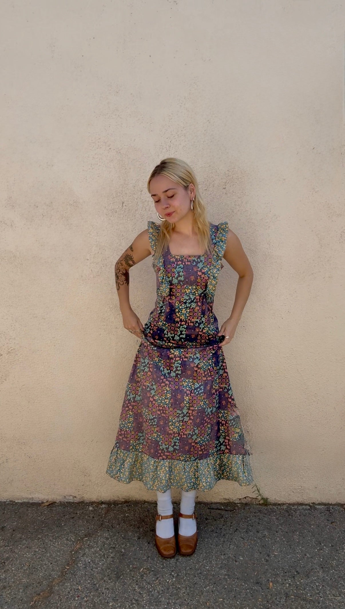 prairie dress vintage 70s Flounce Sleeve Peach & Blue Floral w30 please choose a larger size if needed) S Vintage 70s Pink Floral Bell