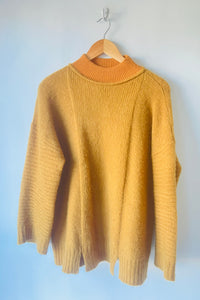 Daeza Mustard Alpaca Sweater