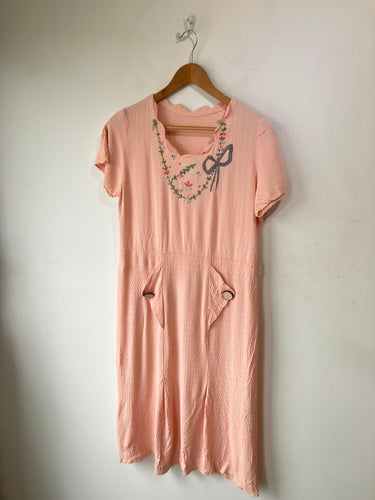 1940's Pale Pink Short Sleeve Embroidered Dress