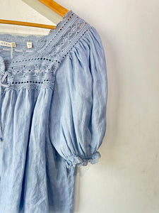Doen Anneth Top in French Blue