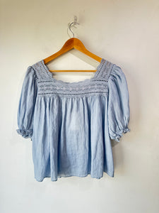 Doen Anneth Top in French Blue