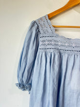 Doen Anneth Top in French Blue