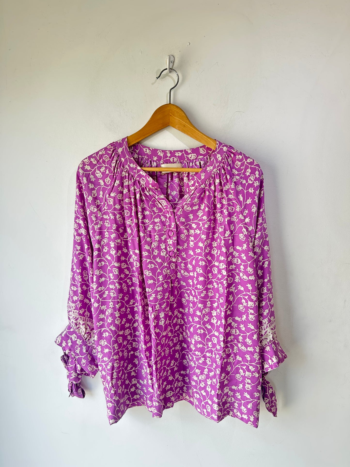 Natalie Martin Lavender, 100% Silk, Floral Top