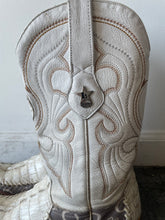 Vintage Los Altos White Crocodile Long Toe Boots