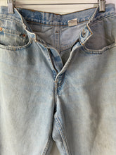 Levi's Light Blue Wash 550 Jeans 31x30