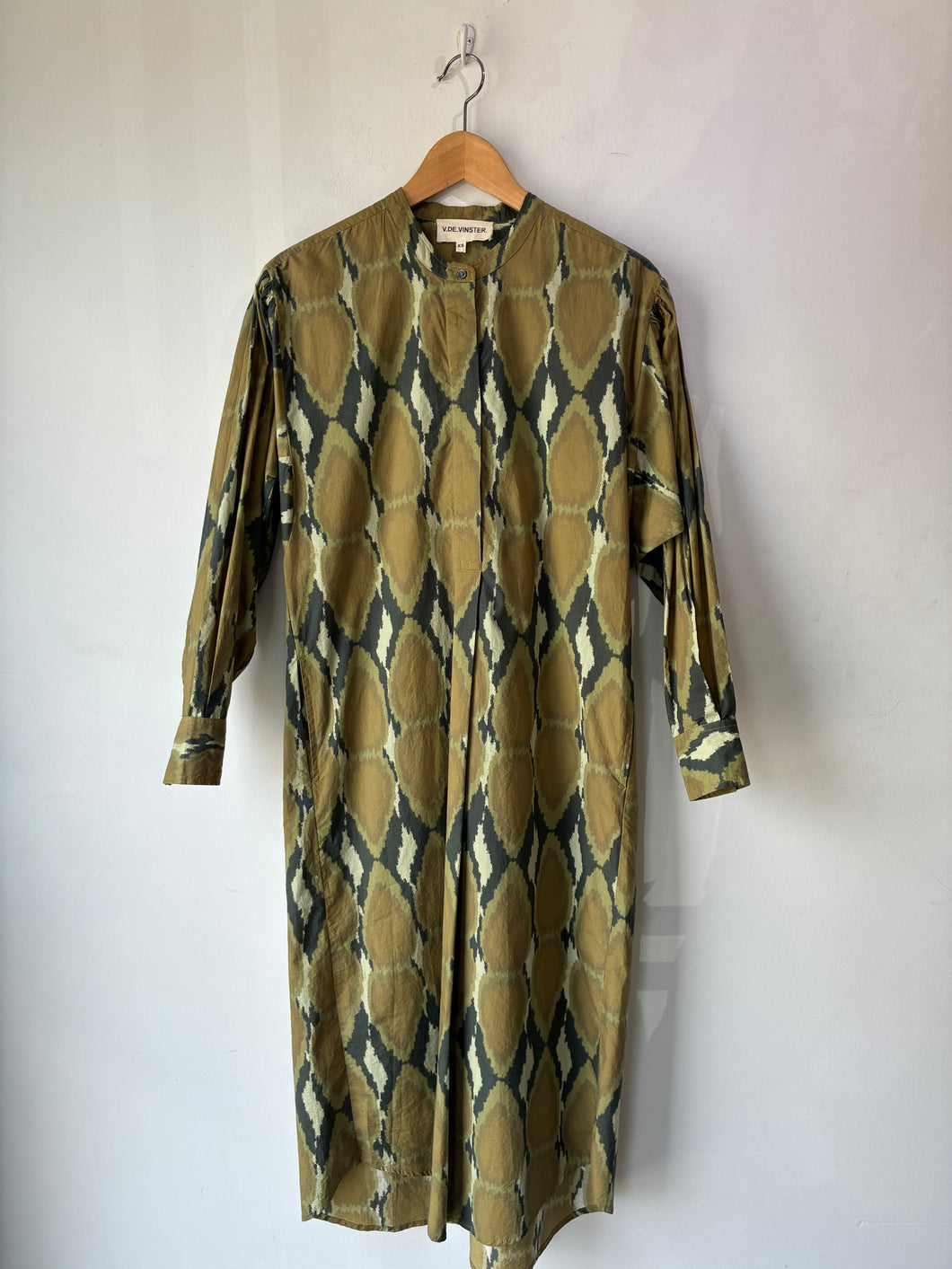 V.DE. Vinster Green Snake Print Shirt Dress