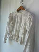 Doen White Eyelet Lace Top