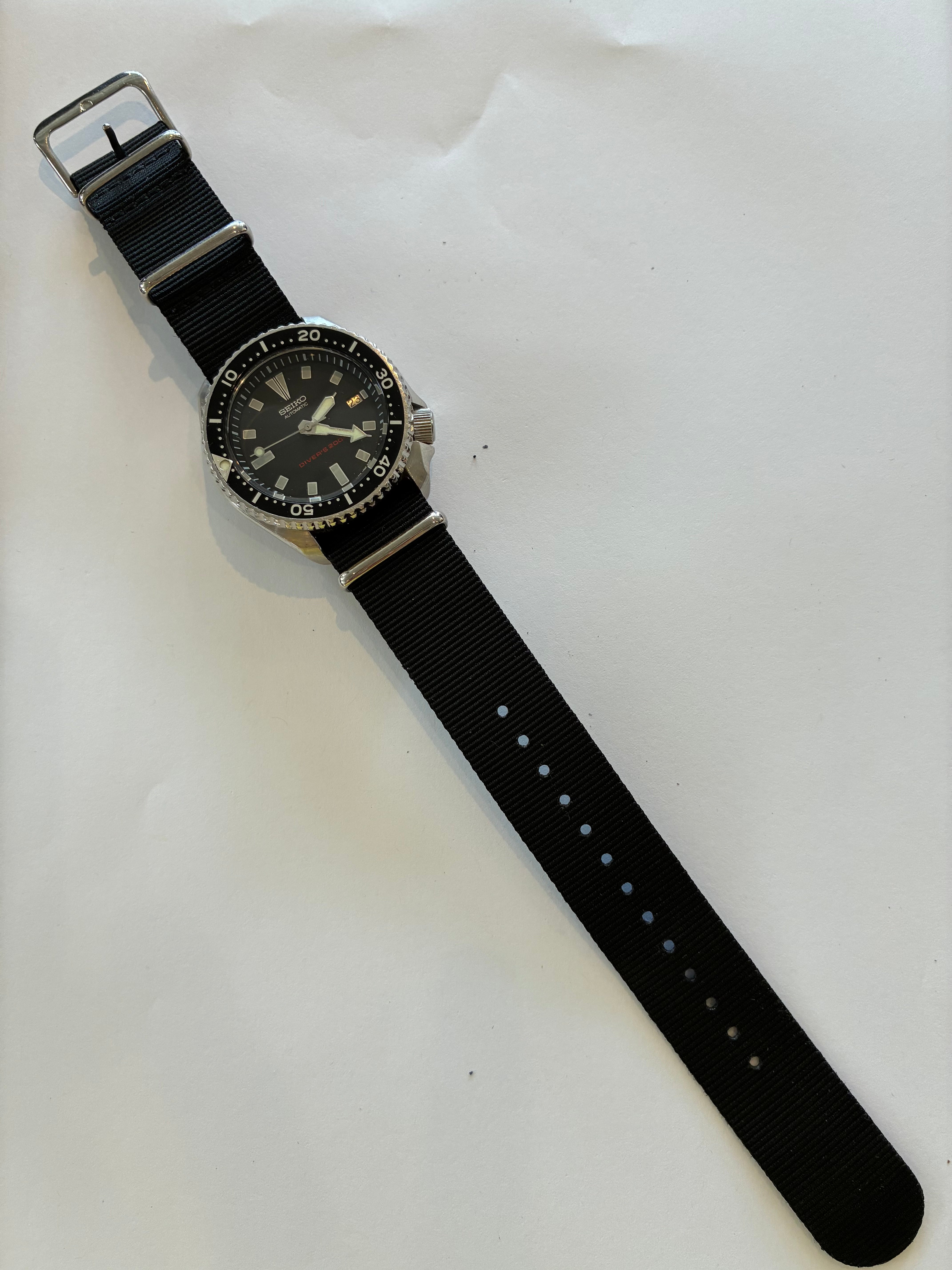 Vintage 1994 Seiko 7002-7039 Diver Watch – The Curatorial Dept.
