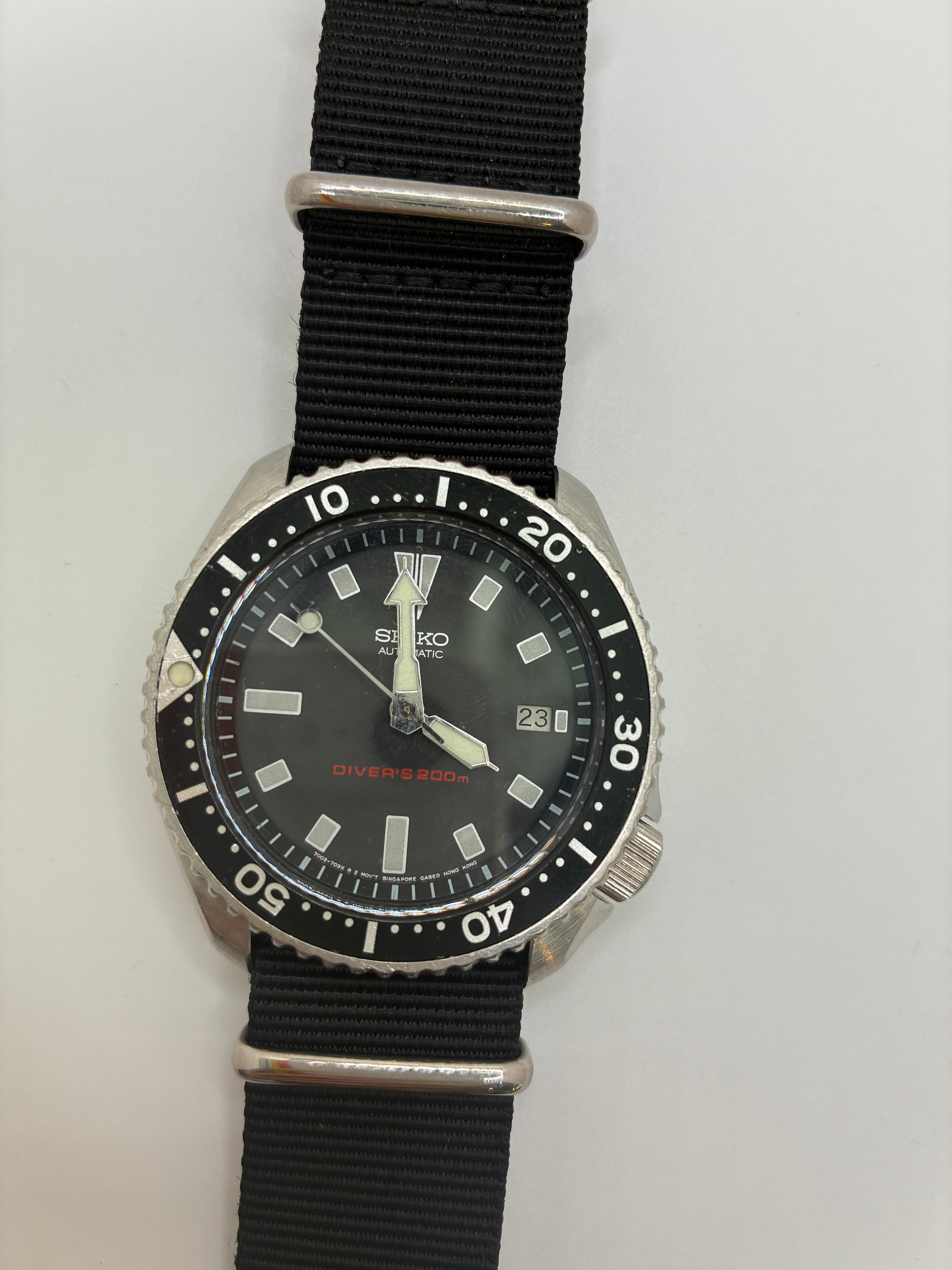 Vintage 1994 Seiko 7002-7039 Diver Watch – The Curatorial Dept.