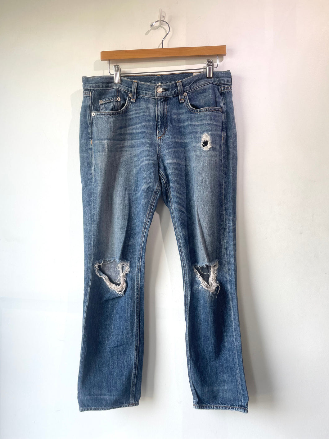 Rag & Bone Distressed Boyfriend Jeans 28