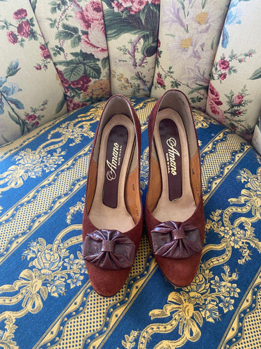 Vintage Amano Brown Suede Shoes