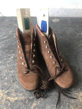 Vintage Danner Boots w/ Three Colors Shoe Laces Sz 10