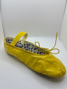 LA Opera Capezio Yellow Ballet Slippers Size 7