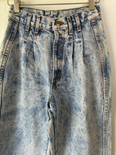 Vintage Chic Acid Wash Jeans Size 24