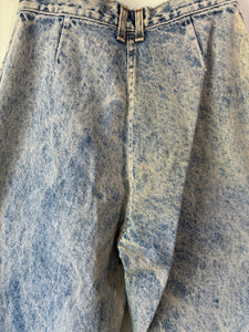 Vintage Chic Acid Wash Jeans Size 24