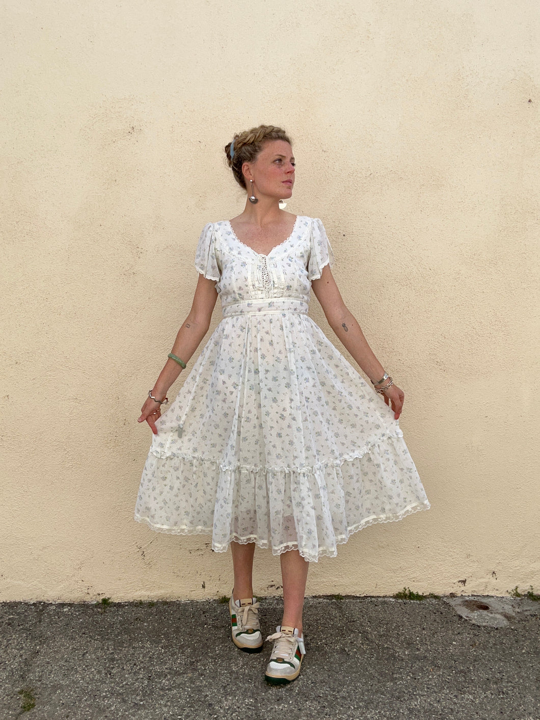 Vintage Gunne Sax White with Blue Floral Pattern Dress