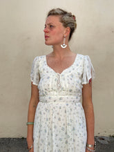 Vintage Gunne Sax White with Blue Floral Pattern Dress