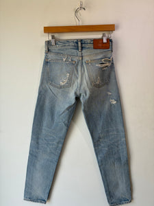 Moussy Distressed Jeans Size 24