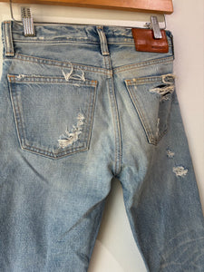 Moussy Distressed Jeans Size 24