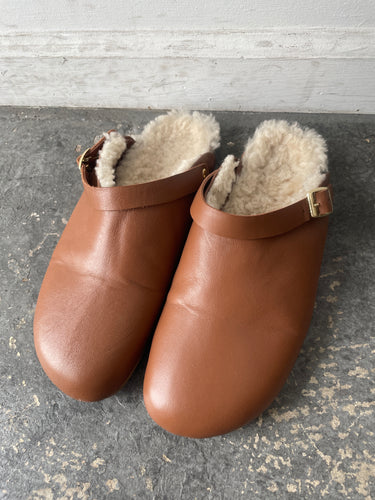 Beatrice Valenzuela Brown Shearling Slip-On Clogs