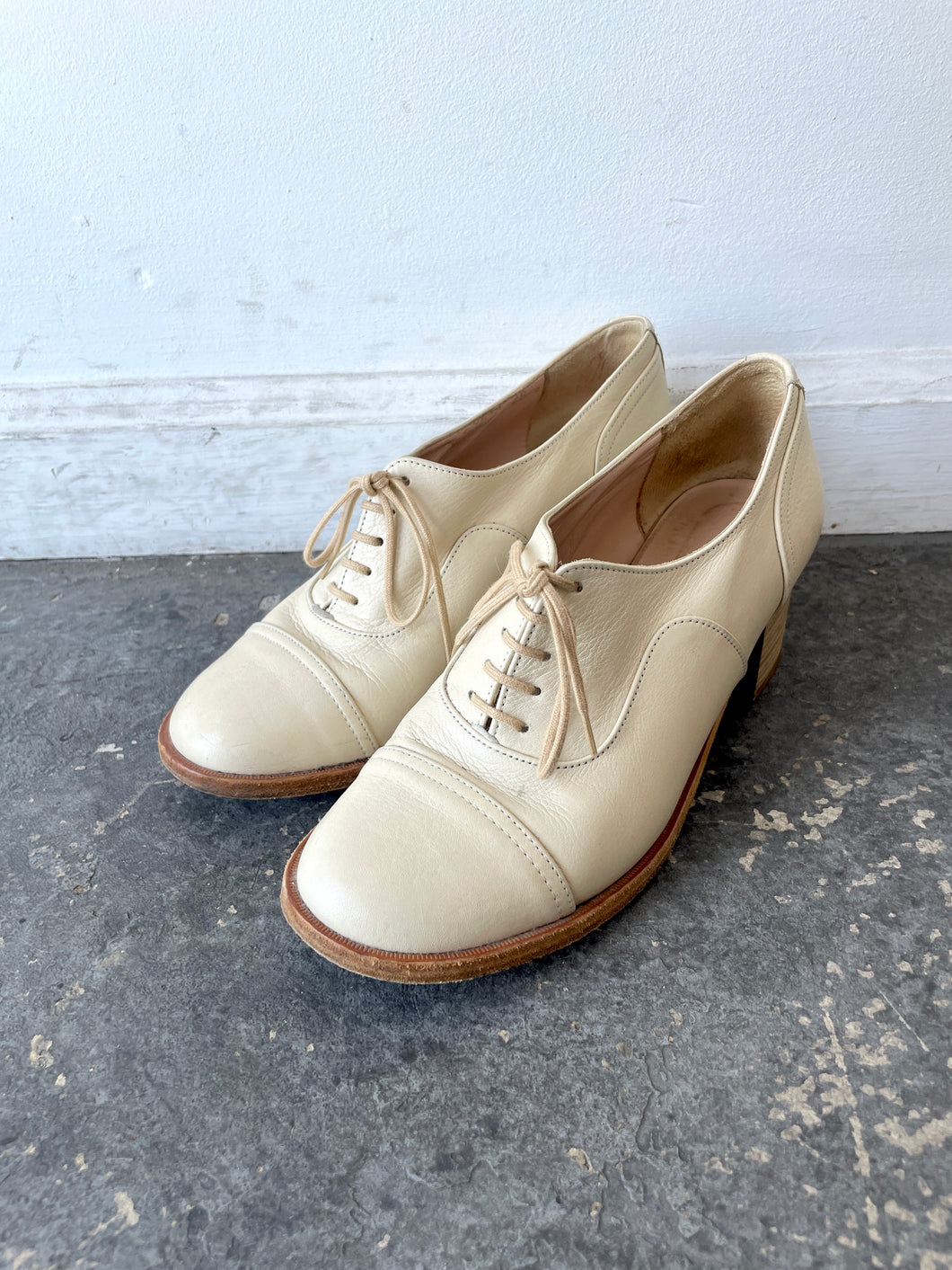 Vintage Robert Clergerie White Spectator Heels