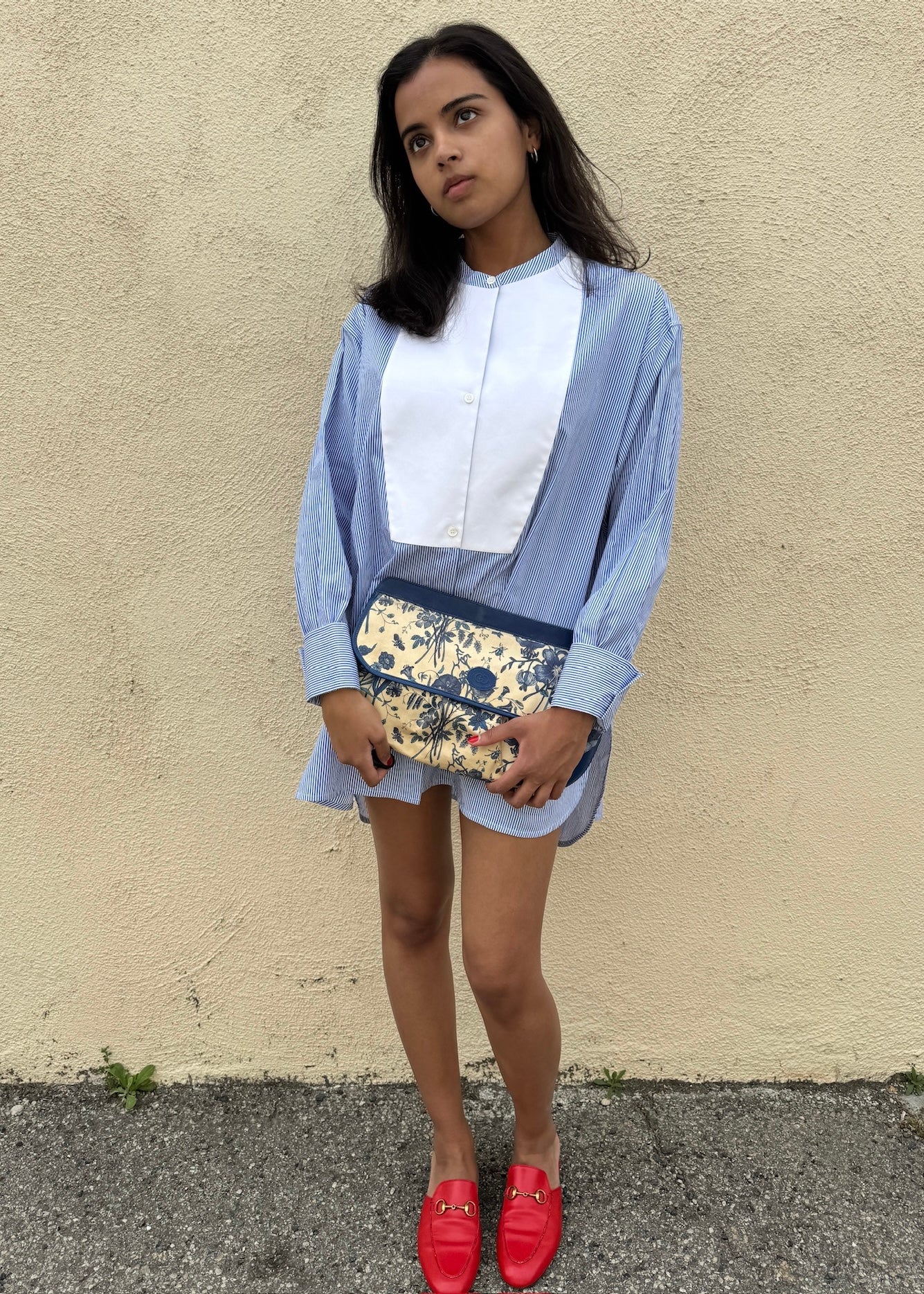 Vintage Gucci Blue Floral Clutch - The Curatorial Dept.