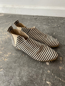 Anntian Striped Shoes Sz 11