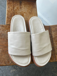 Wal and Pai White Leather Slides