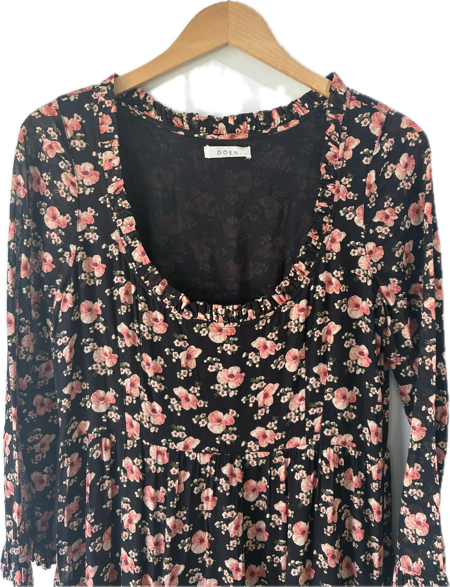 doen black floral dress DEn Quinley Floral Dress - Noir Rosier Floral