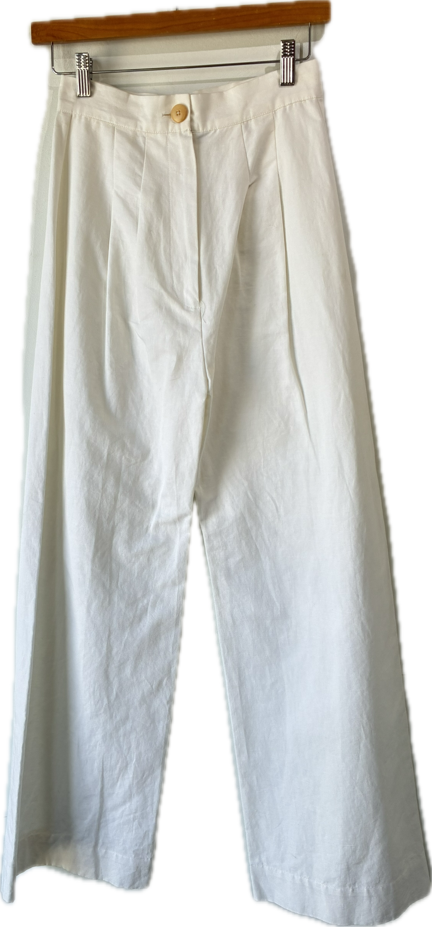 Ilana Kohn White Pants - The Curatorial Dept.