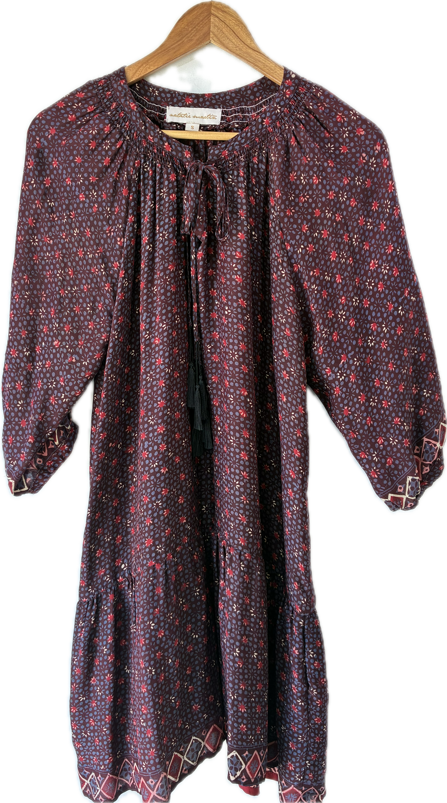 maroon silk dress short Zapaka Women Burgundy Homecoming Dress with Appliques Satin A Line Off the Shoulder Short Cocktail Dress, Burgundy / US16