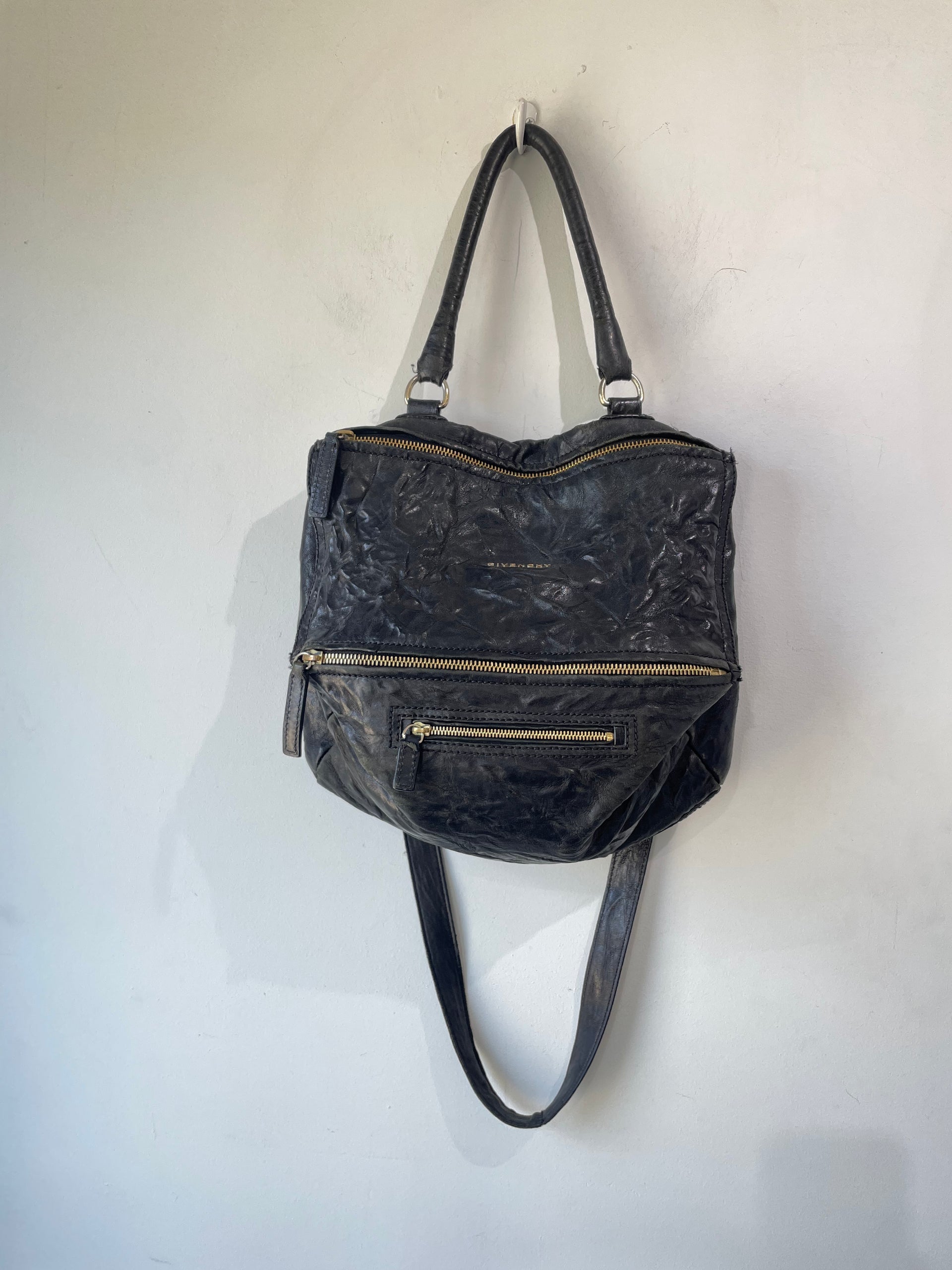 Givenchy Black Pandora Bag – The Curatorial Dept.
